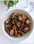 Clams Recipe: Hoy Lai Ped (Spicy Clams in Thai Roasted Chili Paste)