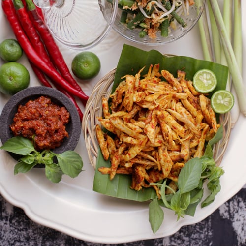 Balinese Chicken (Ayam Pelalah)