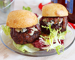 Cabernet and Gorgonzola Burger Sliders