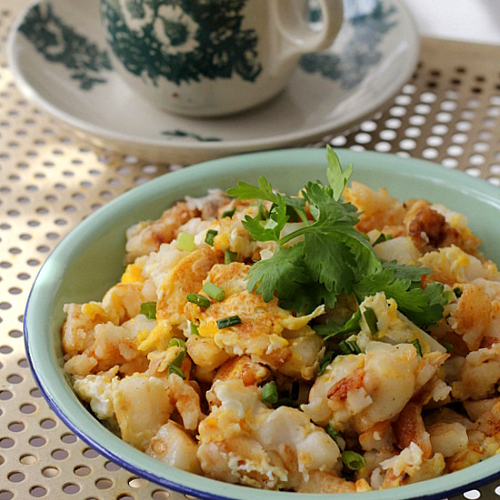 Fried Radish Cake (菜头粿)