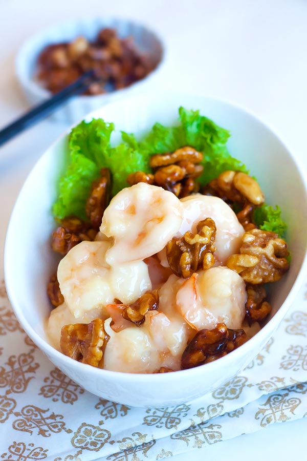 Honey Walnut Shrimp | Easy Delicious Recipes