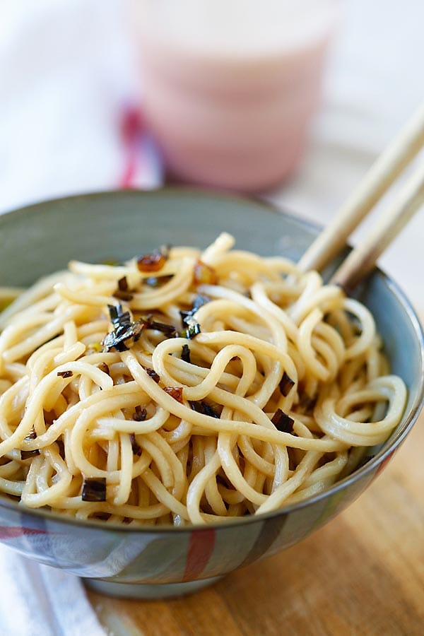 scallion-oil-noodles-easy-delicious-recipes