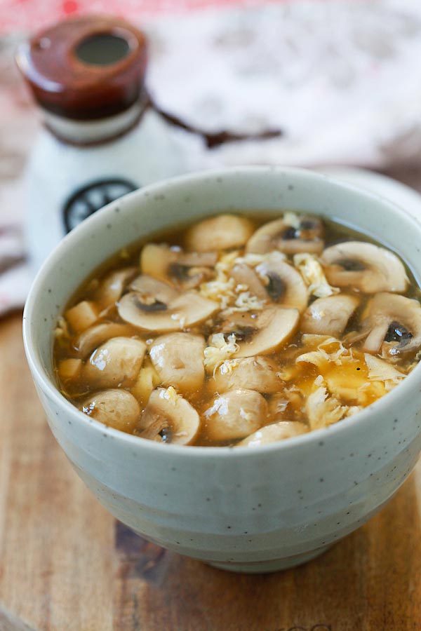 Hot and Sour Soup - BEST and EASIEST Chinese hot and sour soup recipe ever! Simple ingredients, takes 15 mins and a zillion times better than takeout | rasamalaysia.com