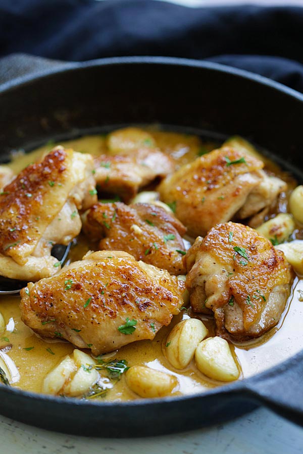 Creamy Garlic Chicken | Easy Delicious Recipes