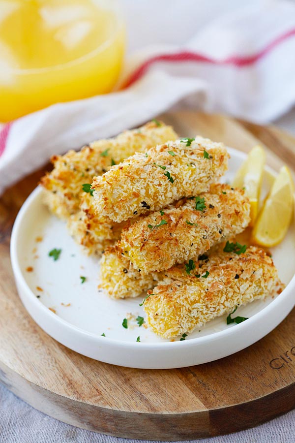 baked-mozzarella-cheese-sticks-easy-delicious-recipes