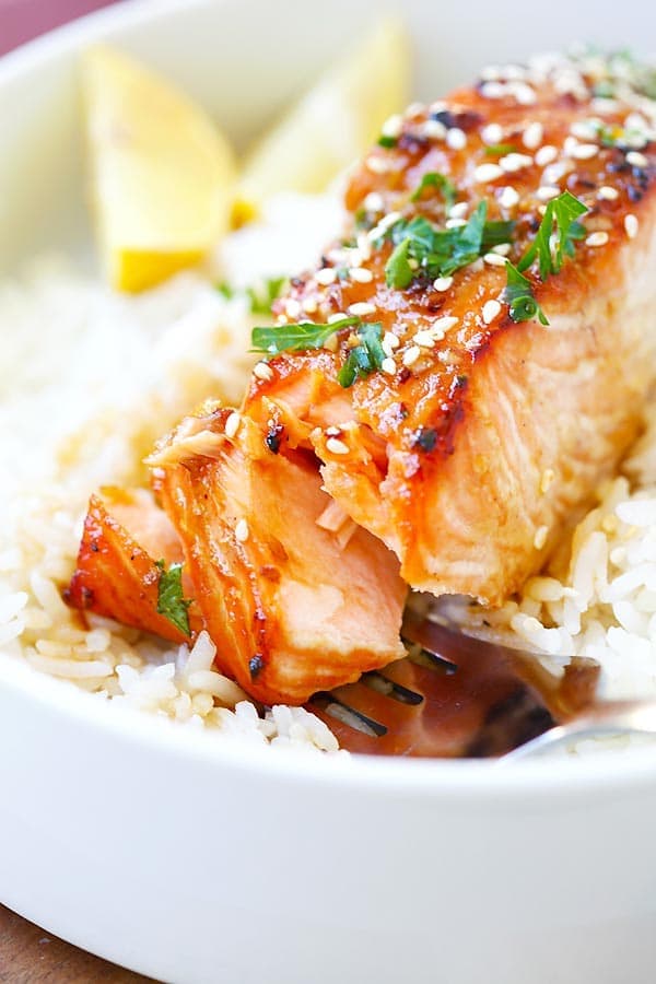 Easy homemade salmon recipe with ginger garlic marinade ready to serve.