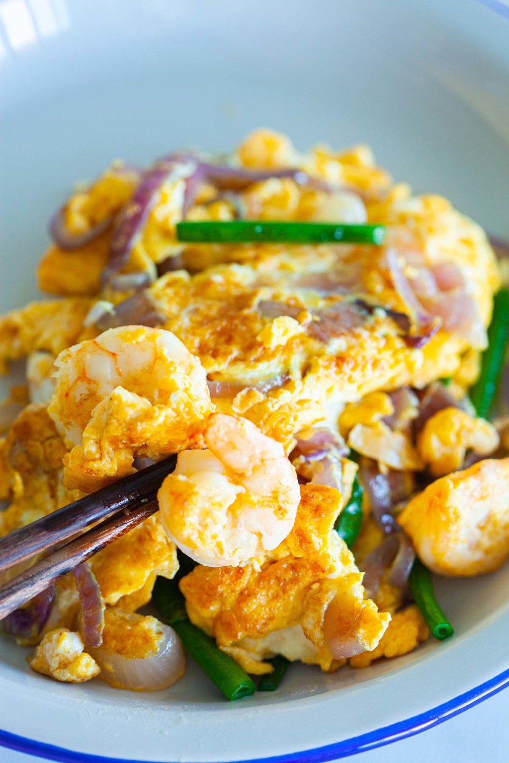 Shrimp Omelette - Chinese Shrimp Omelet - Rasa Malaysia