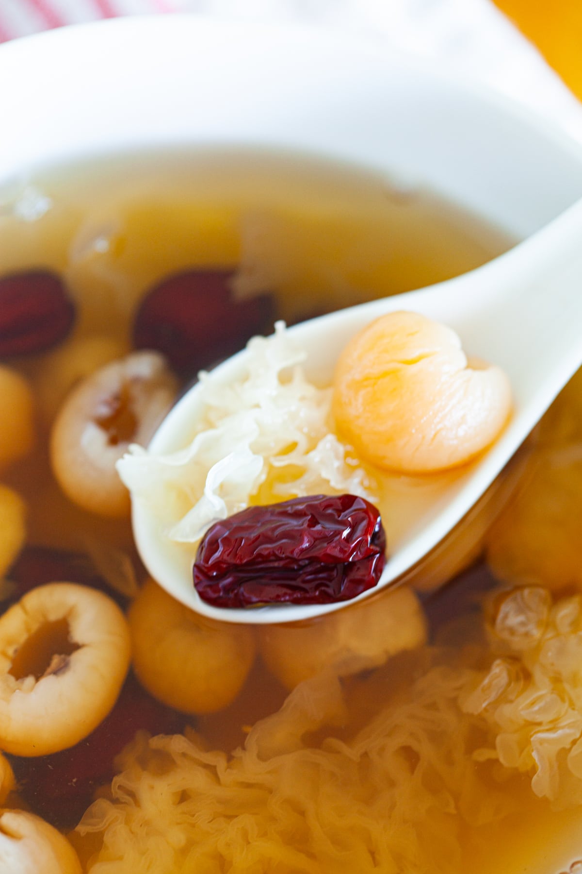 Snow Fungus Dessert Soup with longan, ready to serve.