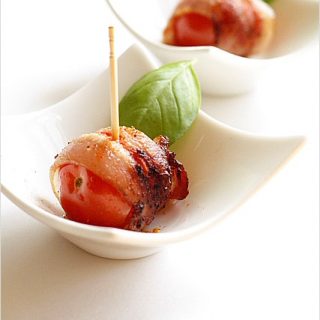 Bacon-wrapped Cherry Tomatoes