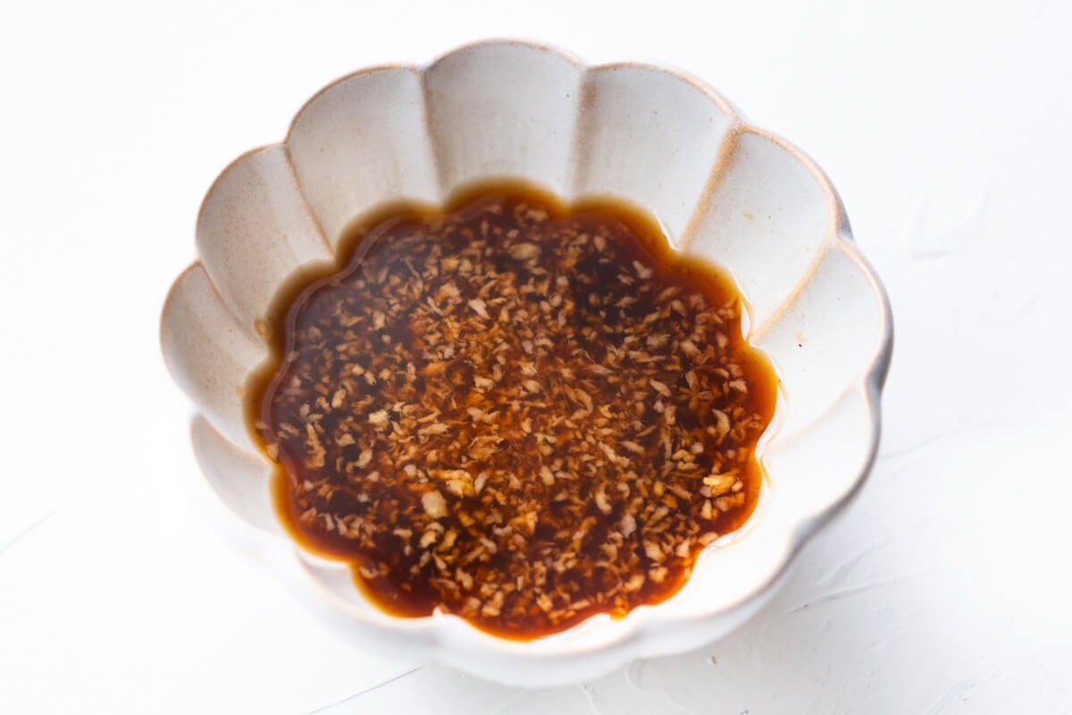 Grated ginger in ponzu sauce. 