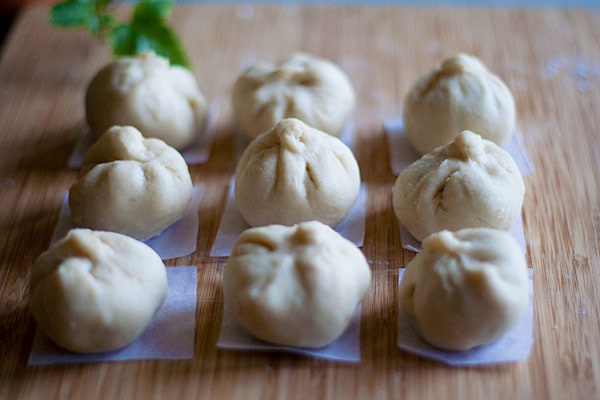 Red bean steamed buns