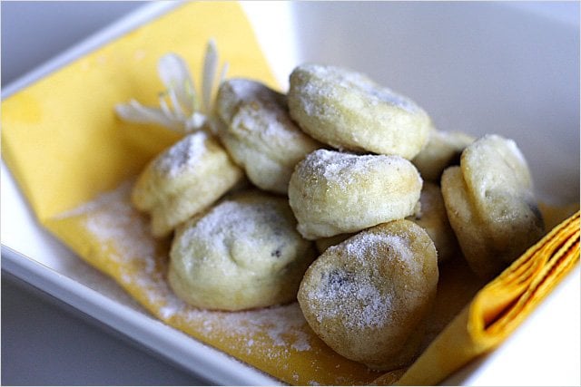 Souffle Egg White Balls with Red Bean Paste - red bean paste, egg whites, flour, corn starch | rasamalaysia.com