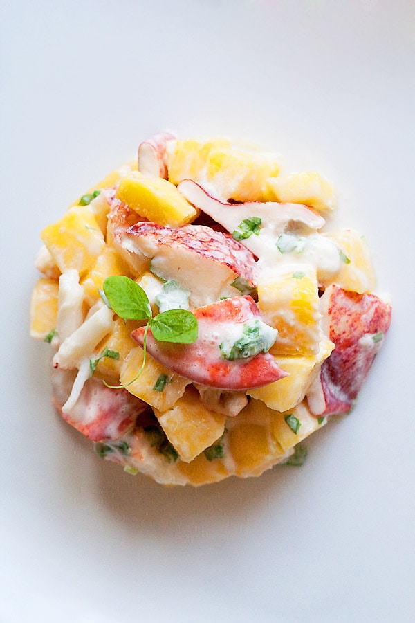 Lobster and mango salad - A refreshing and delicious lobster salad recipe with mango. Lobster and mango salad is a great salad to start a multi-course meal. | rasamalaysia.com