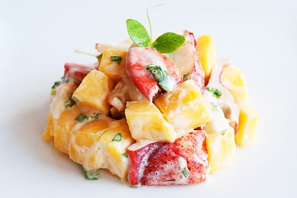 Lobster and mango salad - A refreshing and delicious lobster salad recipe with mango. Lobster and mango salad is a great salad to start a multi-course meal. | rasamalaysia.com
