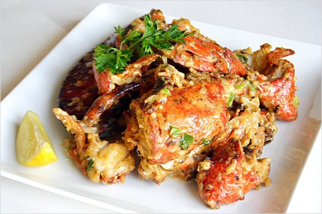 Lobster Recipe: Stir-fried Lobster with Butter and Cheese (芝士牛油焗龙虾) - Words just fail me when it comes to describing the taste of this dish; I will leave the recipe to you so you can experience it for yourself. | rasamalaysia.com