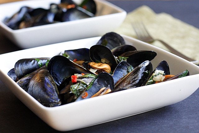 Steamed Mussels with Lemongrass Thai Basil Chilies and Coconut Juice