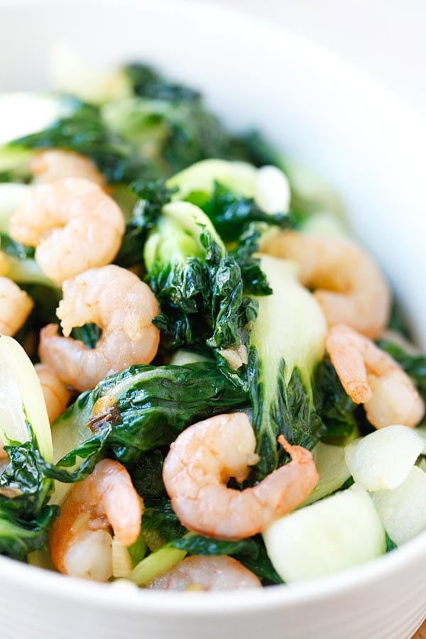 Leafy bok choy recipe with shrimp and garlic.