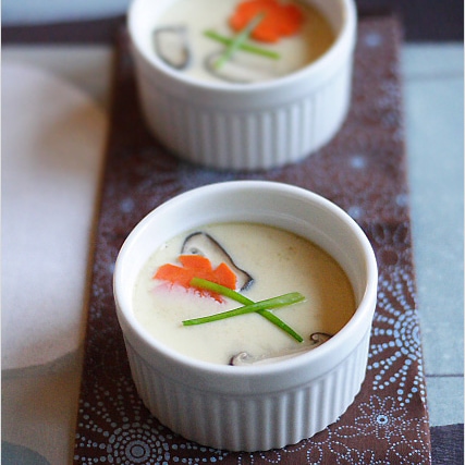 https://rasamalaysia.com/wp-content/uploads/2008/11/chawanmushi-1.jpg