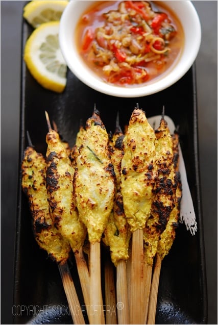 Satay Lilit Bali - shrimp and mackerel loaded onto bamboo skewers, grilled and then served with Balinese dipping sauce. | rasamalaysia.com