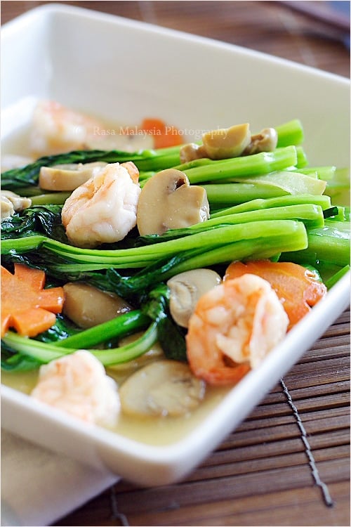 In Chinese or Cantonese restaurants, Chinese vegetables (choy sum) are often served two ways: brown sauce or white sauce--a recipe I am sharing with you today. | rasamalaysia.com