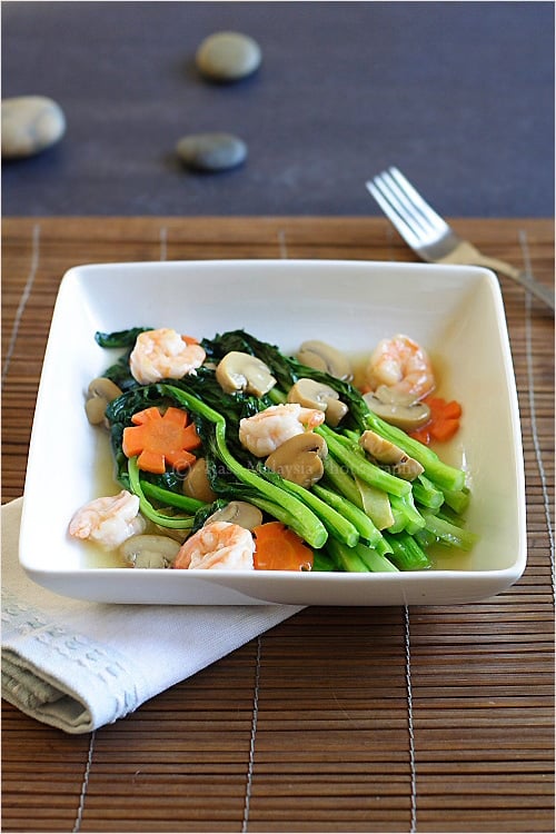 In Chinese or Cantonese restaurants, Chinese vegetables (choy sum) are often served two ways: brown sauce or white sauce--a recipe I am sharing with you today. | rasamalaysia.com