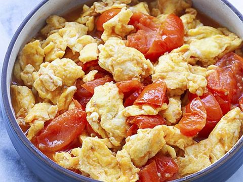 Tomato Eggs Stir Fried Eggs And Tomatoes Rasa Malaysia