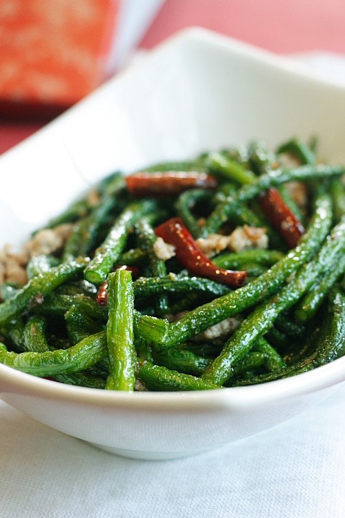 A popular and delicious string bean recipe served in Chinese restaurants all over the US. | rasamalaysia.com