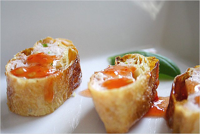 Tau Hu Ky - fried shrimp wrapped with bean curd skin | rasamalaysia.com