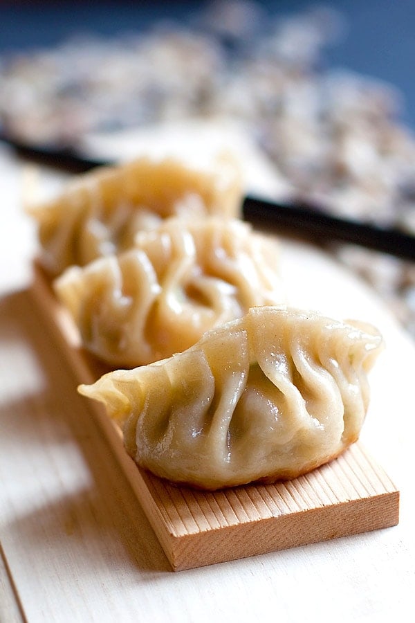 Gyoza | Japanese Gyoza Recipe - Rasa Malaysia