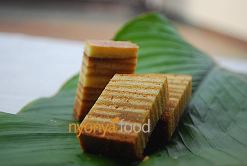 Kek Lapis is a very unique cake where spices are added in to give the sweet aroma smell. It is a very rich cake with very high contents of eggs and butter. Therefore, it is usually served in very small pieces. | rasamalaysia.com