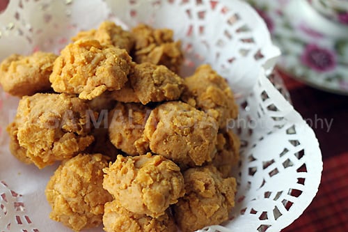 Cornflake Cookies (The Best Recipe!) - Rasa Malaysia