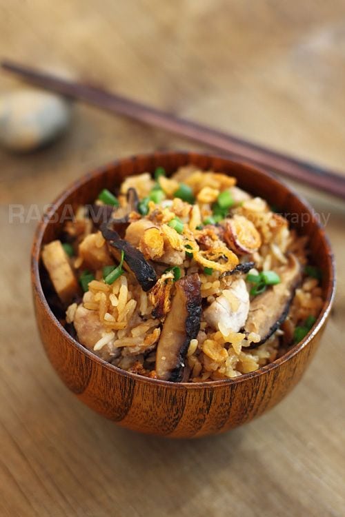 Yam rice is a savory rice dish made with yam (taro) and meat. Yam (taro) Rice is very delicious and an easy one-pot dish. | rasamalaysia.com