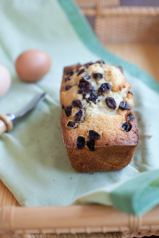 Raisin Butter Cake, rich, buttery, and so yummy! | rasamalaysia.com