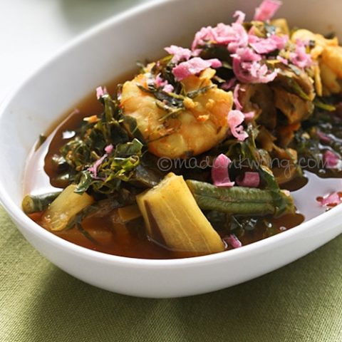 Stewed Fish Stomach with Vegetables