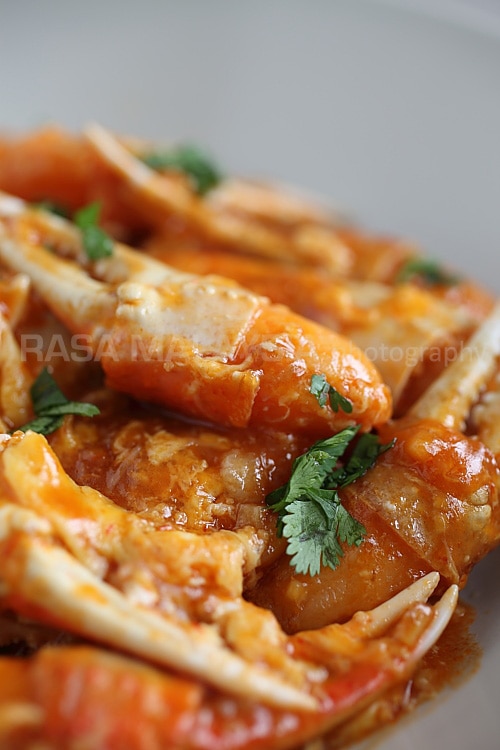 Sweet and Sour Crab Claws - crab claws, ketchup, chili sauce, egg, ginger, garlic, cilantro. | rasamalaysia.com