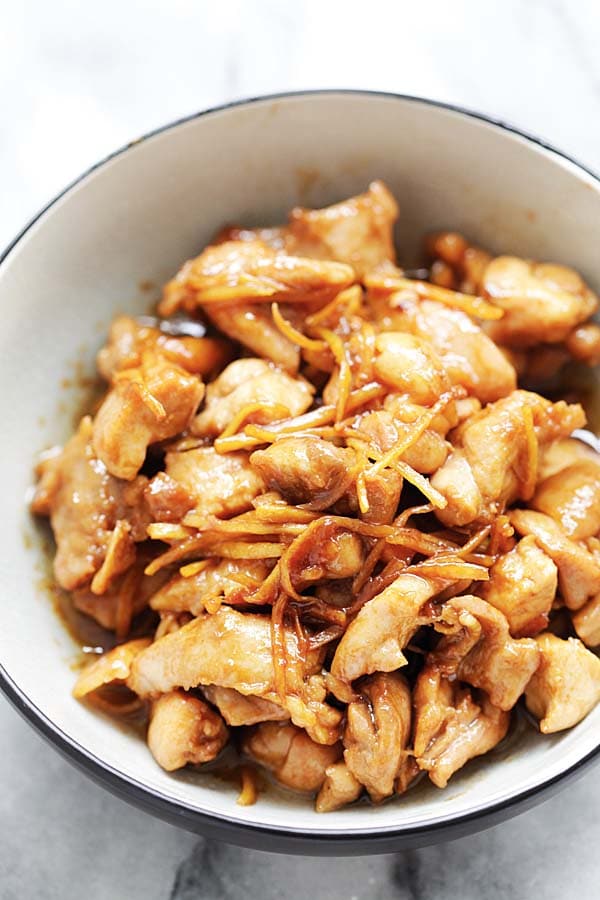 Easy and delicious braised sesame oil chicken in a bowl.