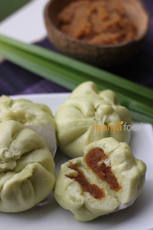 Kaya Bao. Bao or steamed buns are popular among the Chinese communities and is usually eaten during breakfast or as a snack at any time of the day | rasamalaysia.com