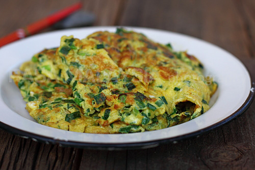 Chives Omelet Recipe | rasamalaysia.com