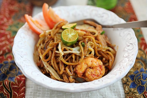 Indonesian Fried Noodles Mie Goreng  Easy Delicious Recipes