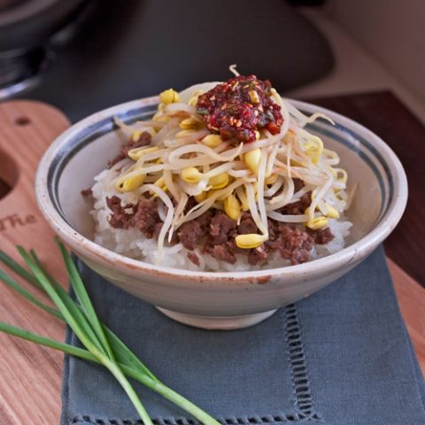Bean Sprout Beef Rice Bowl