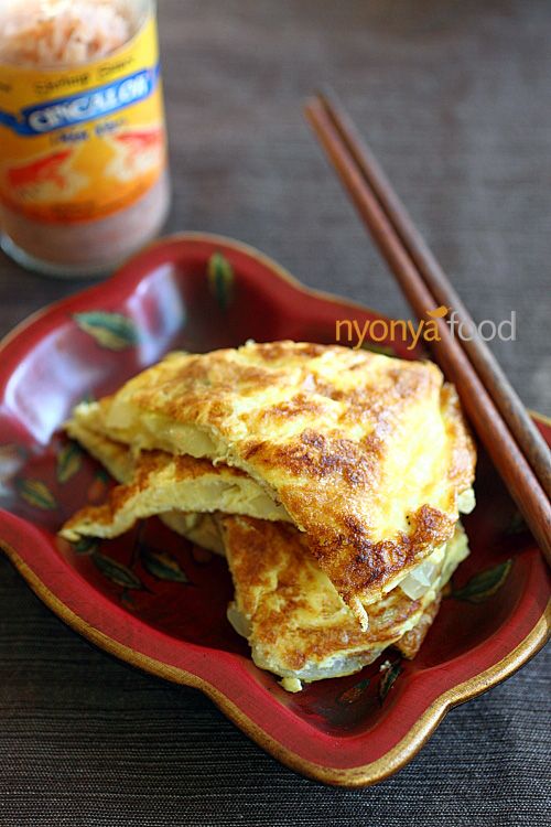 Cincaluk Omelet (Telur Dadar Cincaluk) Recipe | rasamalaysia.com