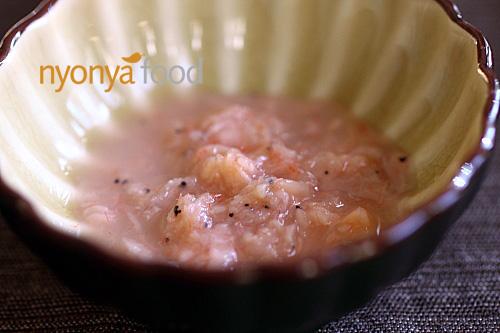 Cincaluk Omelet (Telur Dadar Cincaluk) Recipe | rasamalaysia.com
