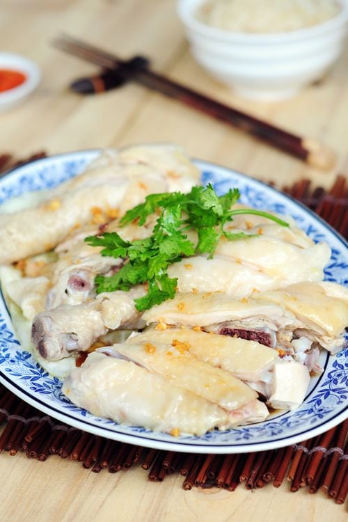 This is a chicken rice dish found in Malaysia and Singapore, called Hainanese chicken rice. Easy and delicious chicken rice recipe. | rasamalaysia.com