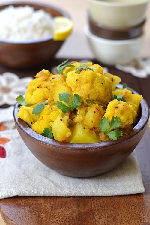 Super easy aloo gobi recipe made with cauliflower and potatoes.