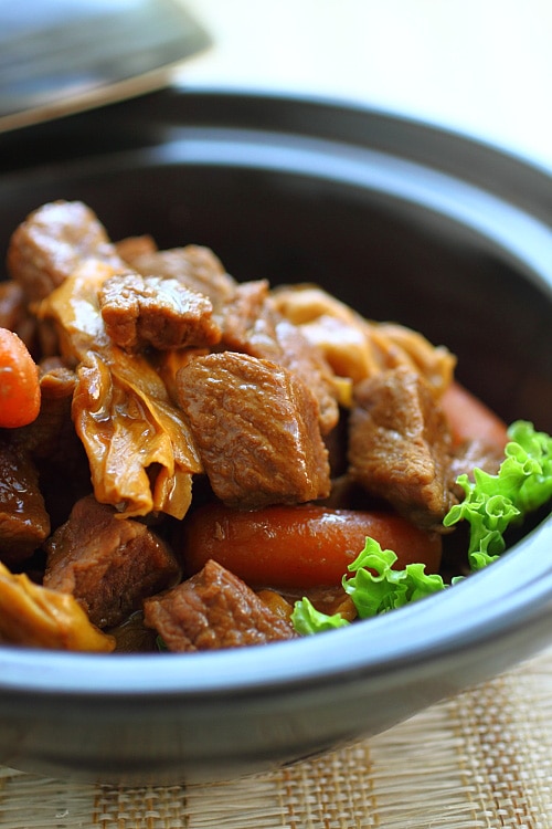 Asian Beef Stew - Chinese stew with beef and vegetables. This slow-cooked beef stew recipe is comforting, delicious and so easy to make | rasamalaysia.com