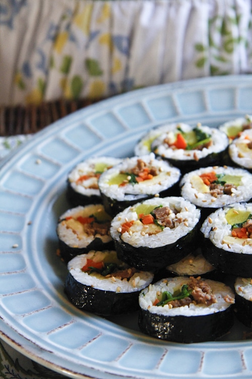 Quick & Easy Bulgogi Kimbap (Korean Seaweed Rice Rolls)