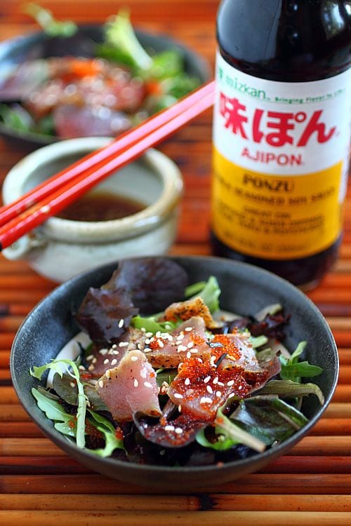 Learn how to make seared ahi tuna at home, and use it to make seared ahi tuna salad. Seared ahi tuna salad with Mizkan ponzu dressing. | rasamalaysia.com