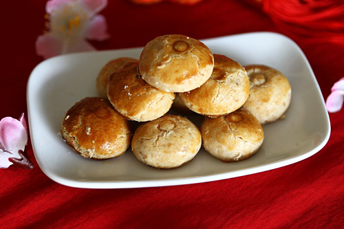 Peanut Cookies (Buttery and Crumbly Recipe!) - Rasa Malaysia