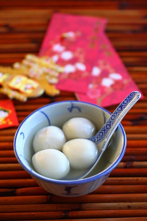 Easy Chinese peanut dumplings in ginger syrup recipe.