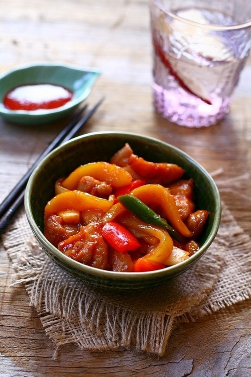 Easy delicious Malaysian mango chicken in a bowl.